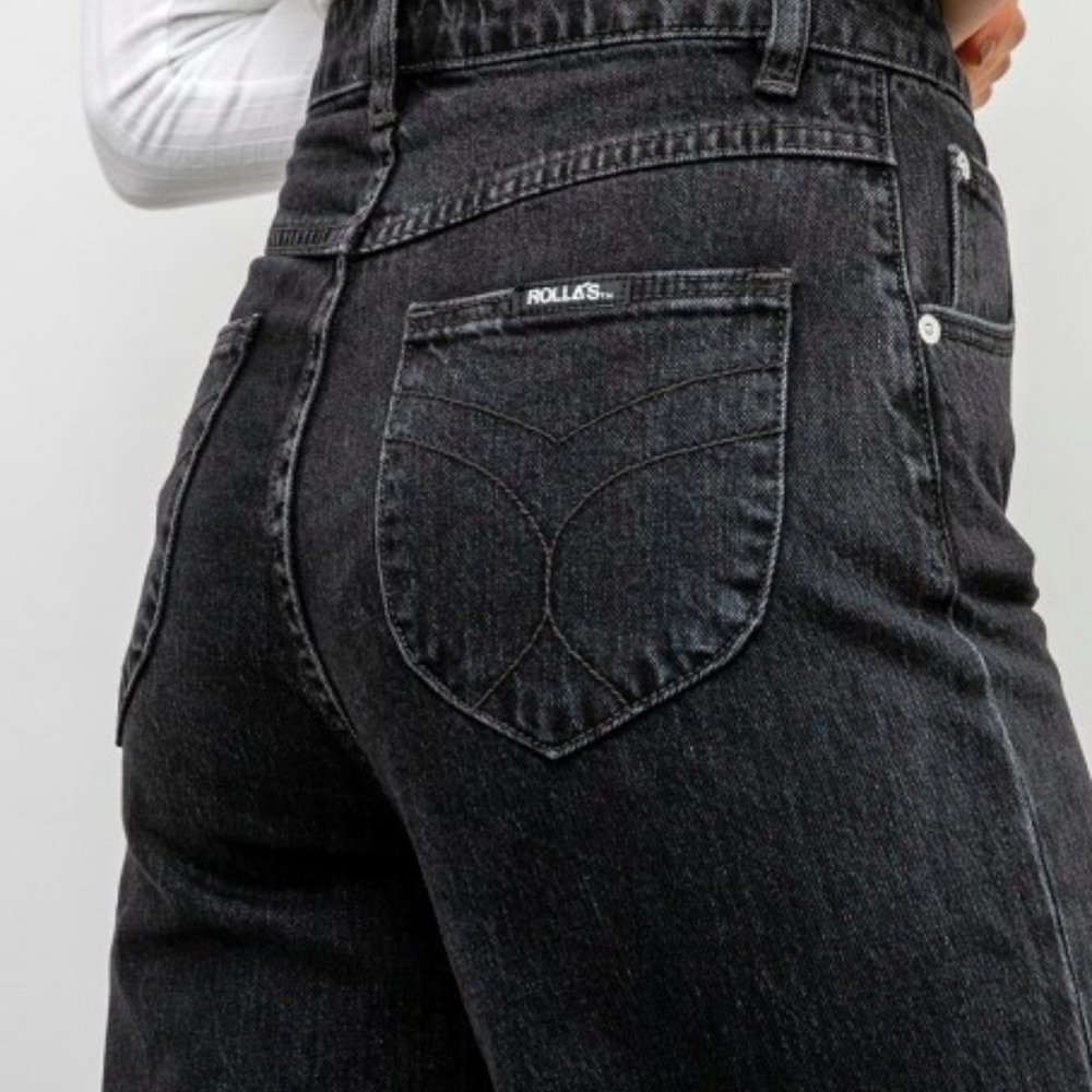 Cropped, Black High-Waisted Jeans by Rolla (26)